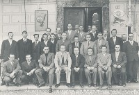 Ingrandisci